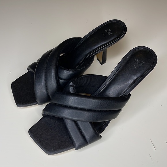 H&M Black Mules Size 9 in faux leather - Picture 15 of 16